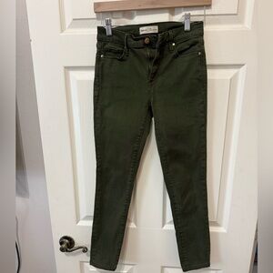 Pre loved Women Gap 1969 25R True Skinny Jeans Moss